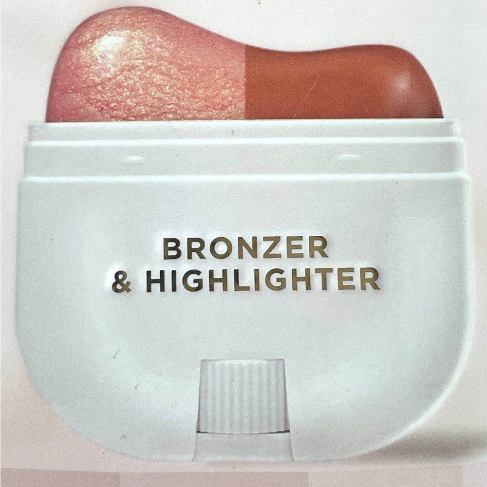 NWT Gorgeous 2 IN 1 bronzer /highlighter Stick illuminating Radiant Healthy Glow